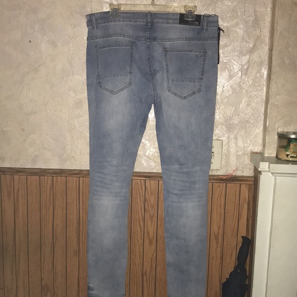 Light blue gsquared distressed jeans (38 x 32) - Picture 3 of 10